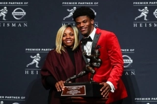 Baltimore Ravens And Franchise QB Lamar Agree On Massive Extension Making Him Highest Paid Player In NFL