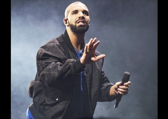 DRAKE WINS SONG OF THE YEAR AT 2019 IHEARTRADIO AWARDS