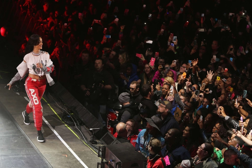 MARCH MADNESS MUSIC SERIES BRINGS THE STARS OUT