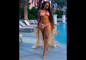 ASHANTI COLLABORATES WITH SWIMWEAR COMPANY
