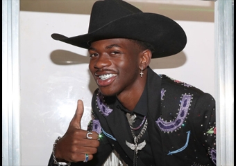 LIL NAS X "COMES OUT" AT GAY PRIDE PARADE - Urbanspotlite