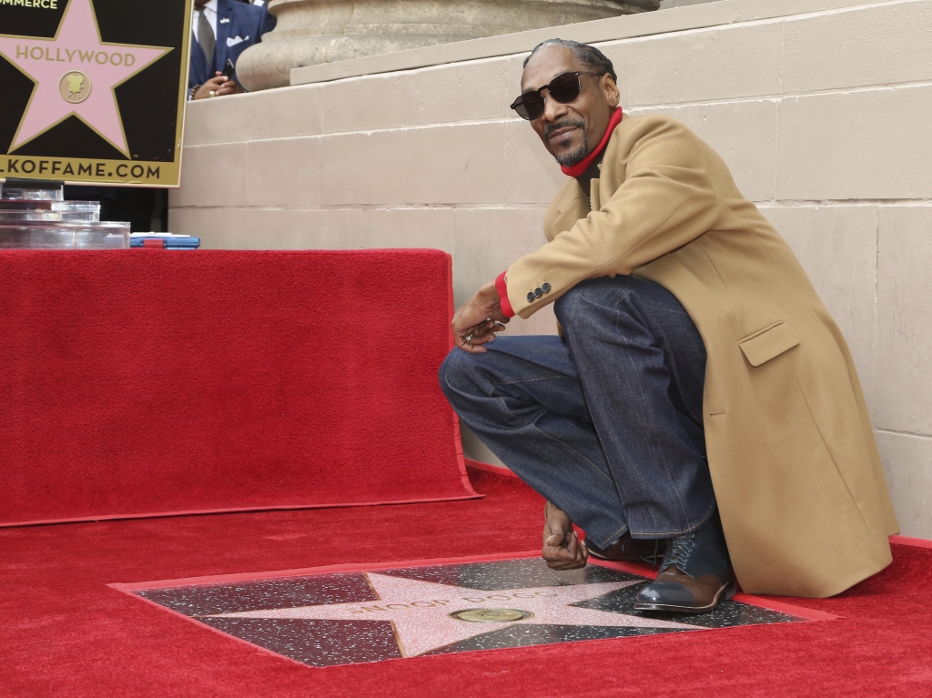 Snoop Dogg Crip Walks On Hollywood Walk of Fame Star