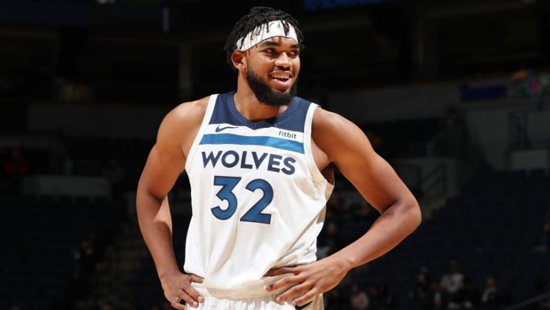 NBA STAR KARL-ANTHONY TOWNS TRADE TO THE KNICKS?