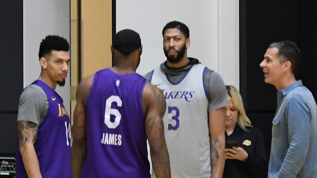 LAKERS HOLD FIRST PRACTICE AFTER KOBE BRYANT TRAGEDY
