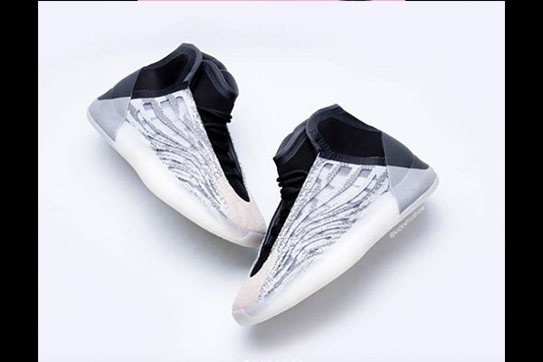 KANYE DROPS BASKETBALL SNEAKERS IN MAY
