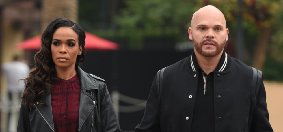 MICHELLE WILLIAMS BREAKS UP WITH FIANCE
