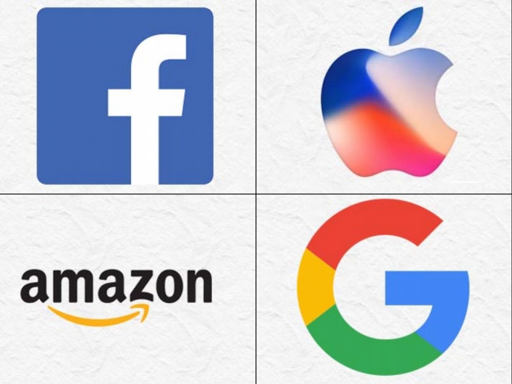 CONGRESS HANDLES BIG TECH HEADS WITH KID GLOVES