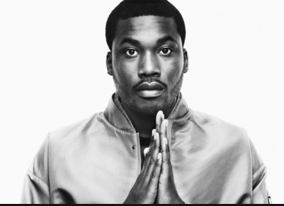 MEEK MILLS "CHAMPIONSHIPS" ALBUM DEBUTS AT NUMBER 1 ON BILLBOARD 200