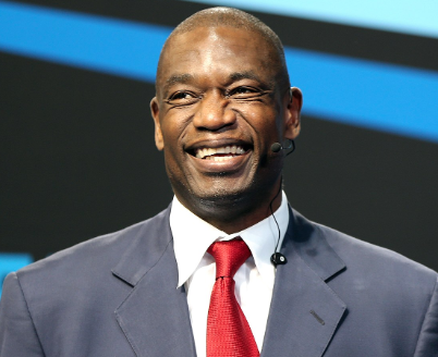 DIKEMBE MUTOMBO FLIES BOY W/ TUMOR for SURGERY