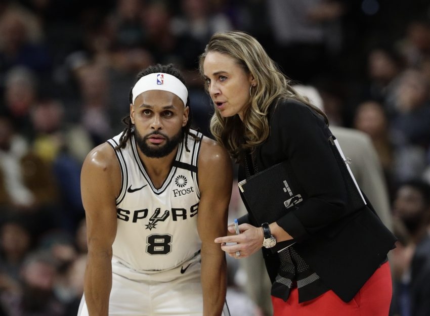 BECKY HAMMON: 1ST WOMAN TO COACH NBA GAME