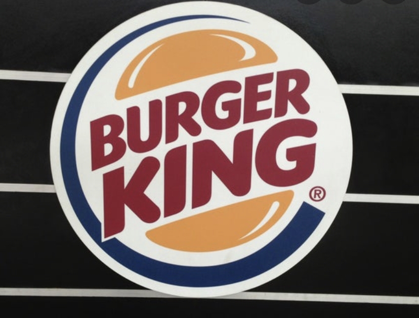 LADY SHOOTS INTO BURGER KING DRIVE THRU