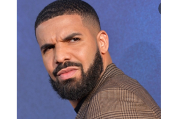 DRAKE CALLS JUSTIN LABOY A 'BARB'