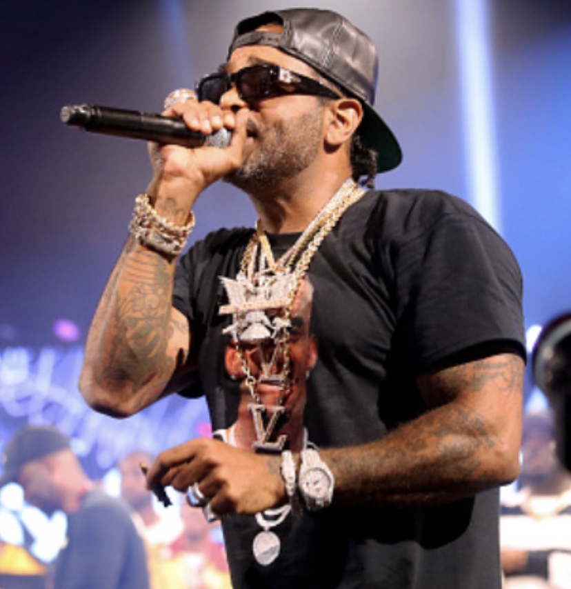 JIM JONES FALLS OFF STAGE AT VERZUZ LAST NIGHT