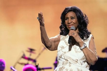 Ariana Grande, Stevie Wonder To Remember Aretha Franklin