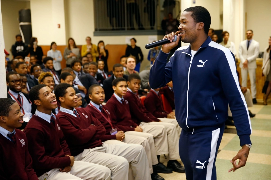 Meek Mill Donates Backpacks To Philadelphia Students