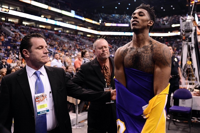 ROAD RAGE: SWAGGY P PUNCHES FAN IN TESTICLES