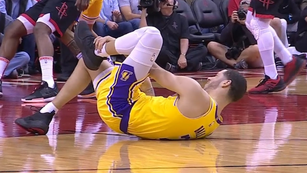 OH BOY...LONZO BALL OUT 4-6 WEEKS?