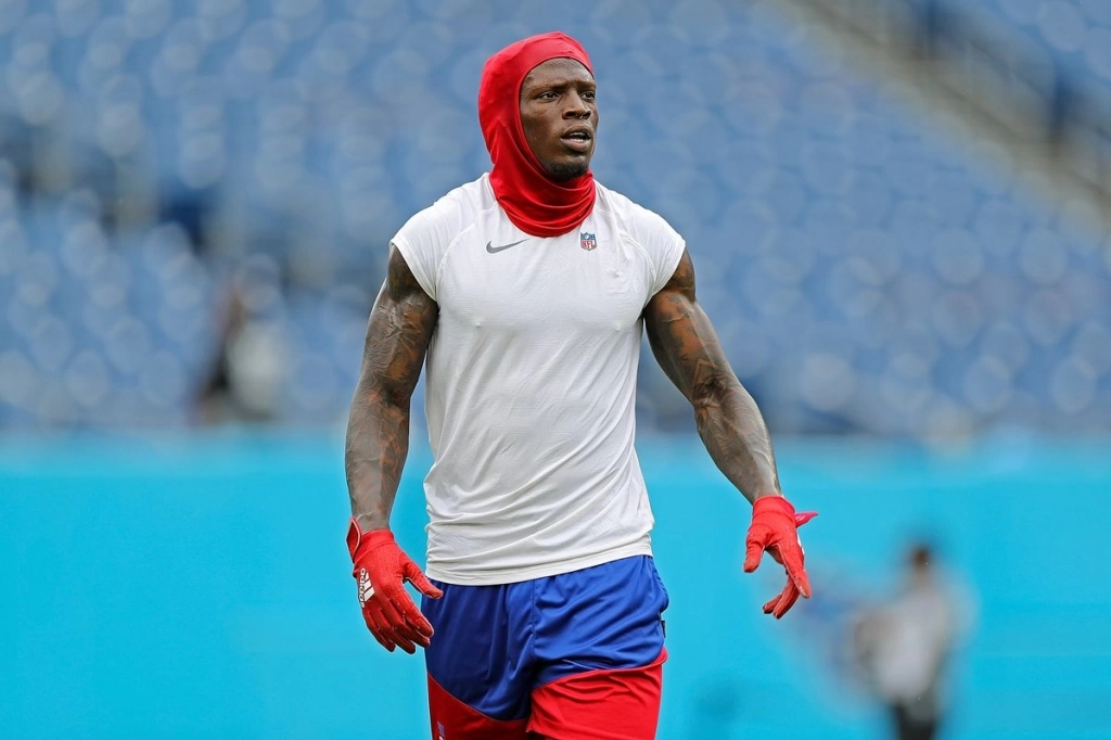 New Chiefs Wide Receiver Kadarius Toney Takes Shot At Giants In Tweet Following Trade