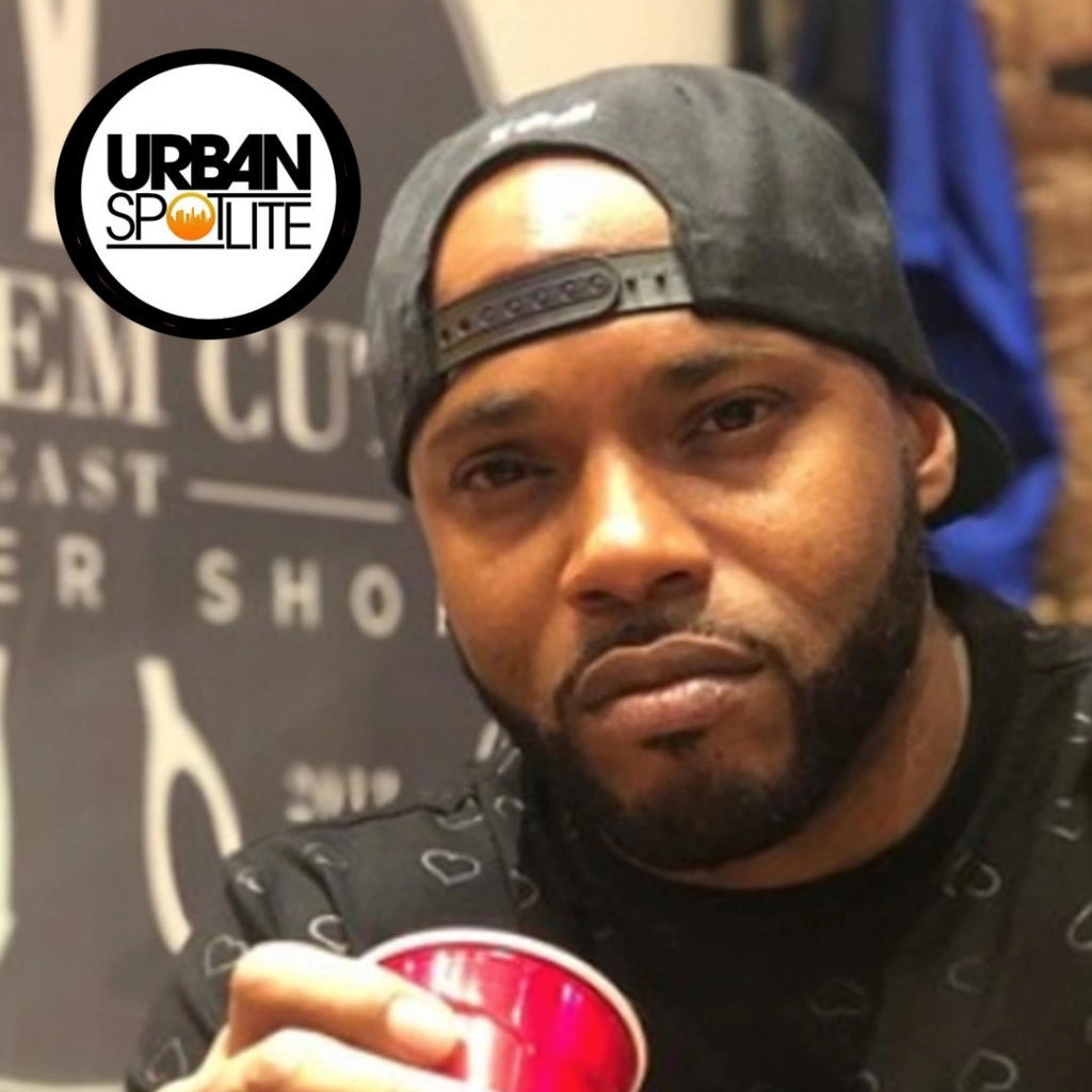 MATH HOFFAS POD SIGNS W REVOLT & BREAKS UP...LOL